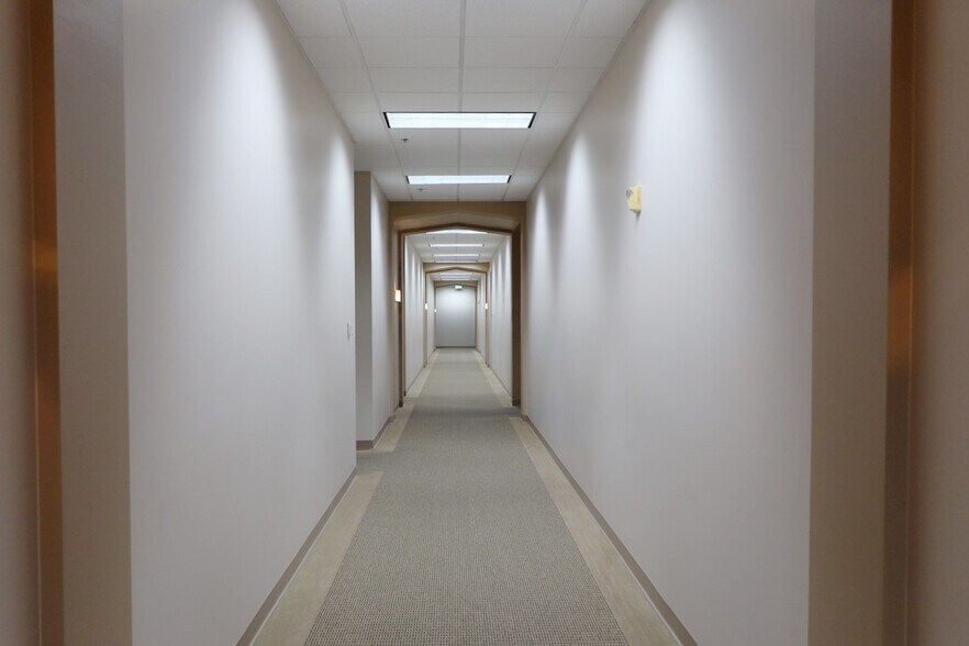 More Photos Of 4101 Interwood N Pky, Houston Medical For Lease