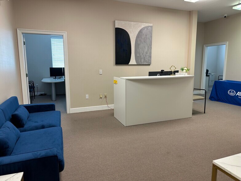 More Photos Of 2270 7th St, Mandeville Office For Lease