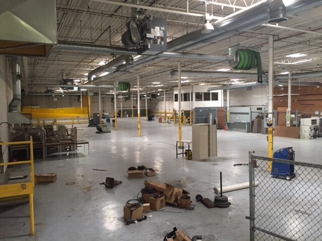 More Photos Of 1430 Vanderbilt Dr, El Paso Warehouse For Lease