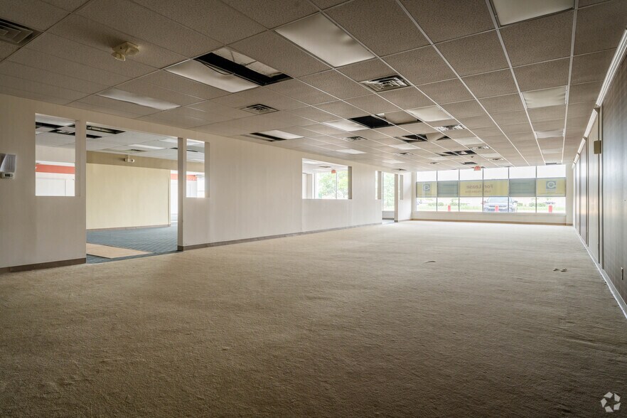 More Photos Of 1228-1248 Niagara Falls Blvd, Tonawanda Unknown For Lease