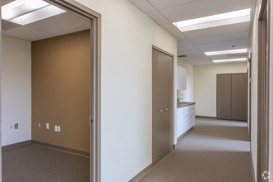 More Photos Of 14502 Greenview Dr, Laurel Office For Lease