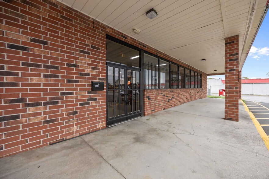 More Photos Of 1143 E Andrews Ave, Henderson General Retail For Lease