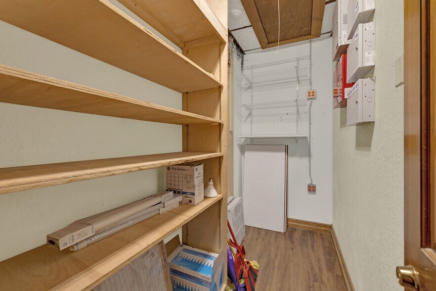 More Photos Of 3 Commercial Pl, Schertz Office For Lease