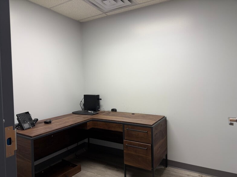 More Photos Of 1200 Morgantown Ave, Fairmont Warehouse For Sale