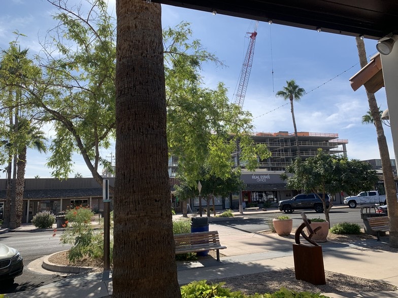 More Photos Of 7150 E Main St, Scottsdale Storefront For Sale