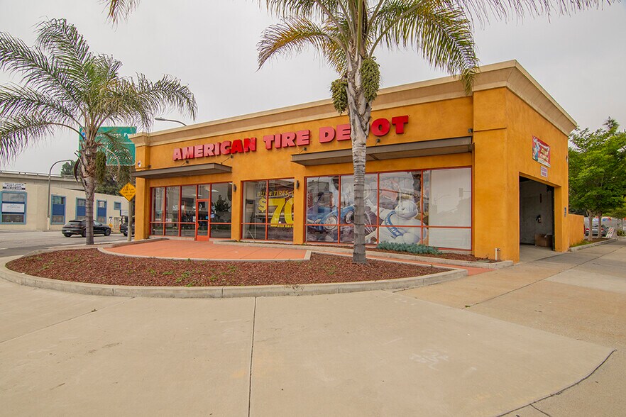 More Photos Of 11501 Jefferson Blvd, Culver City Freestanding For Sale