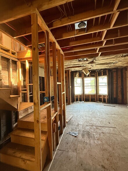 More Photos Of 467 1/2 Martin Luther King Jr Dr, Jersey City Storefront Retail Residential For Sale