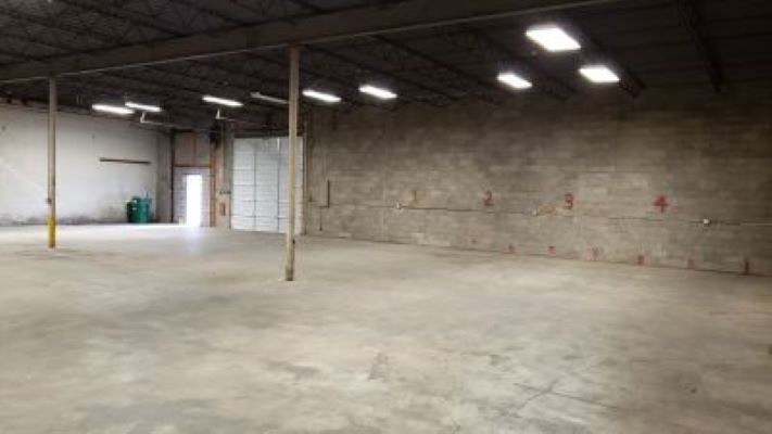 More Photos Of 530 E 8th St, Junction City Warehouse For Sale
