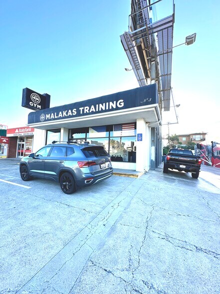 More Photos Of 1514 Newport Blvd, Costa Mesa Freestanding For Lease