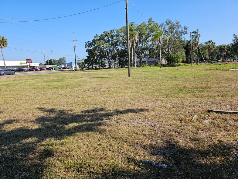 More Photos Of 610 N US Highway 41, Ruskin Land For Sale