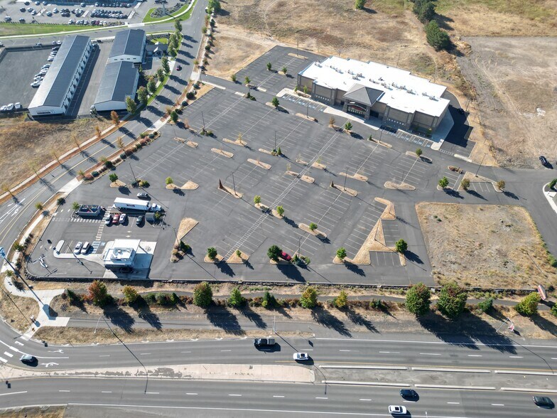 More Photos Of 10117 W Sunset Hwy, Spokane Movie Theatre For Sale