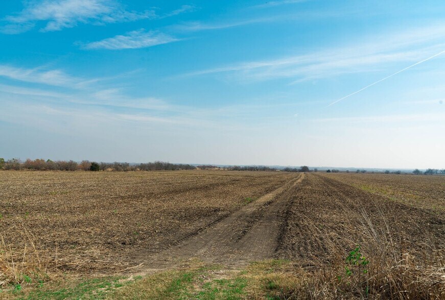 More Photos Of 18402 Manda Carlson rd, Coupland Land For Sale