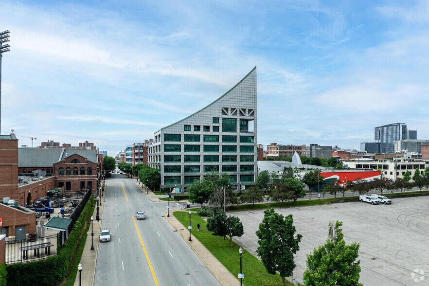 More Photos Of 333 E Main St, Louisville Office For Sale