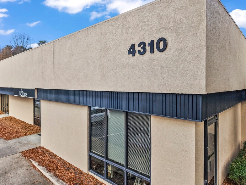 More Photos Of 4310 Enterprise Dr, Winston-Salem Light Manufacturing For Lease