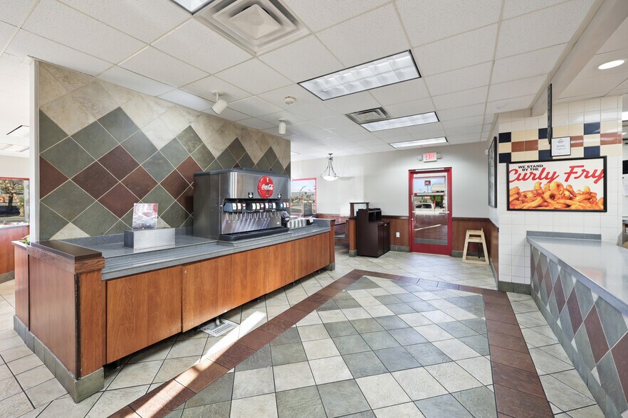 More Photos Of 310 S Boulder Hwy, Henderson Fast Food For Lease