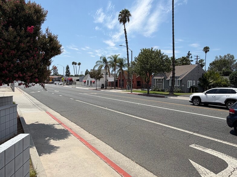 More Photos Of 6461 Brockton Ave, Riverside Restaurant For Sale