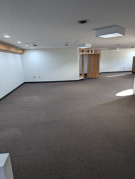 More Photos Of 242 N Whiteoak St, Kutztown Loft Creative Space For Lease