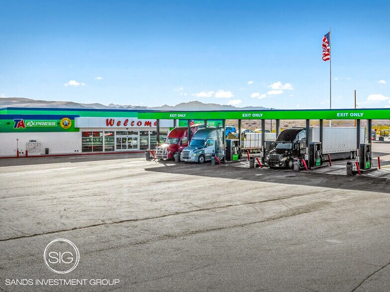 Primary Photo Of 15587 M 60, Tekonsha Truck Stop For Sale
