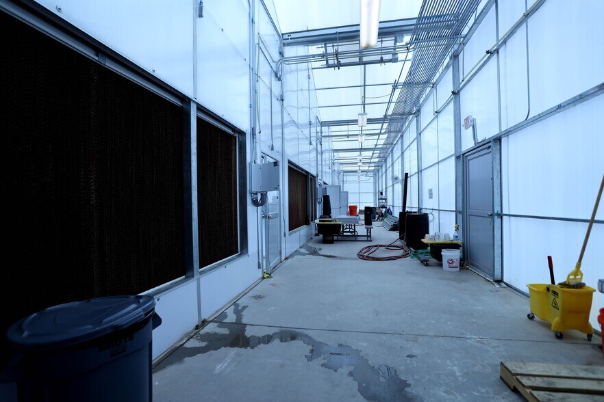 More Photos Of 11315 Hide-A-Way Ln, Thackerville Warehouse For Sale