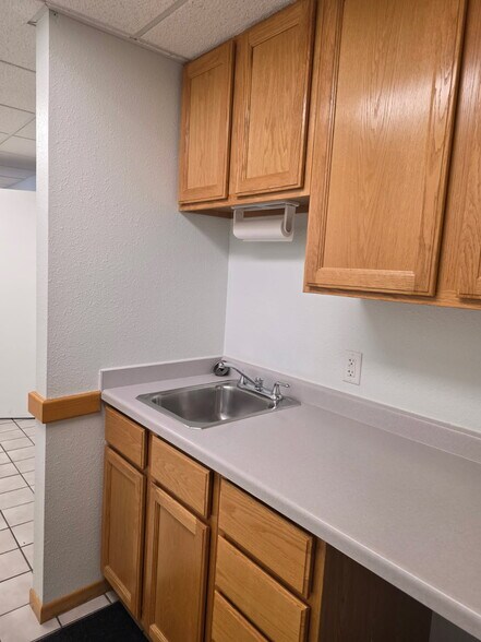 More Photos Of 1130 Sextonville Rd, Richland Center Medical For Lease