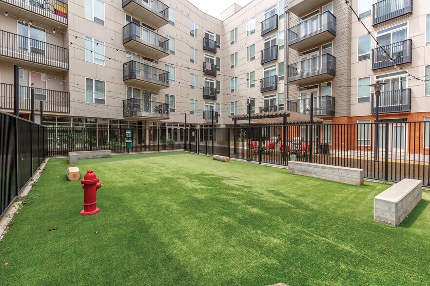 More Photos Of 801 NW 10th St, Oklahoma City Apartments For Lease