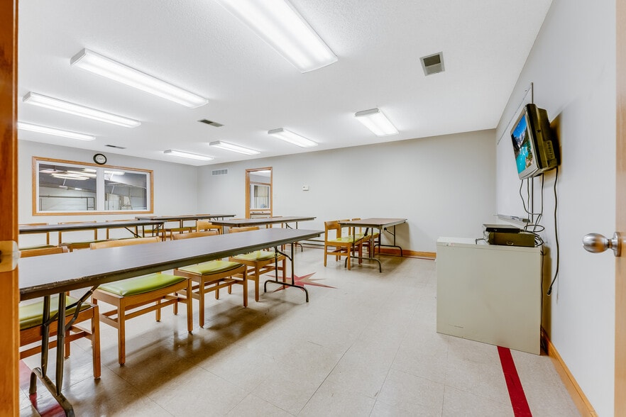 More Photos Of 55 Pleasants Industrial Park, Waverly Warehouse For Sale
