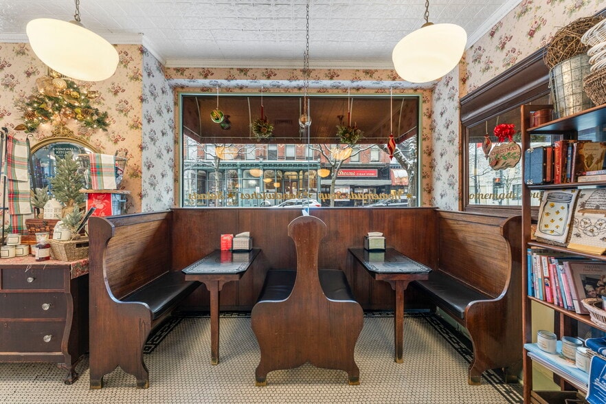 More Photos Of 1 W Market St, Corning Office For Lease