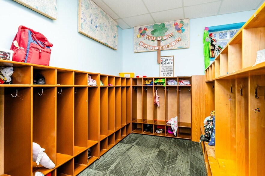 More Photos Of 3419 Hollywood Rd, Saint Joseph Daycare Center For Sale