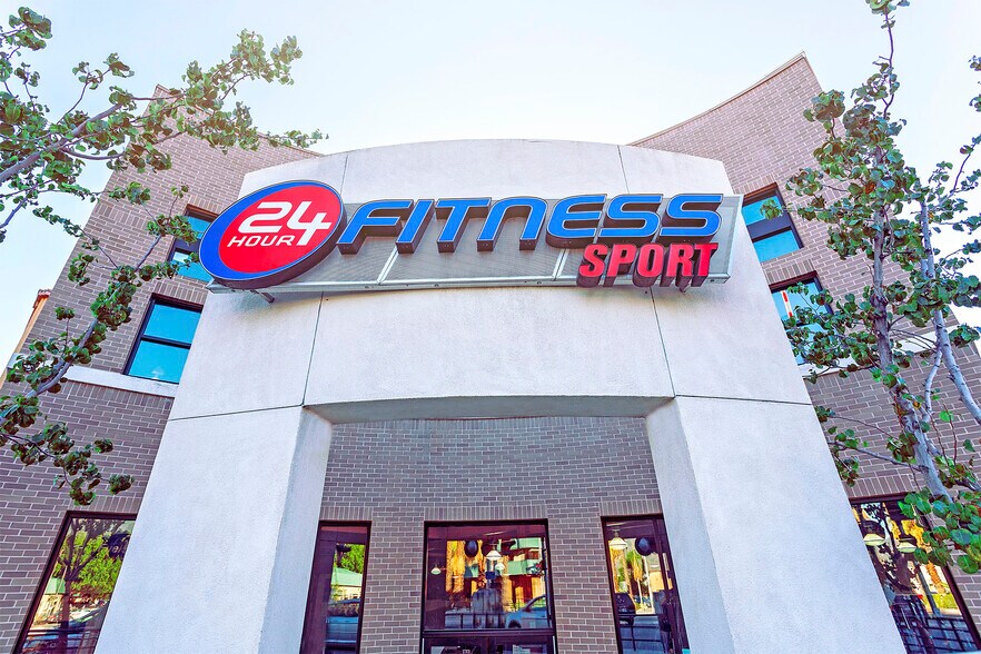 More Photos Of 125 N 1st Ave, Arcadia Freestanding For Lease