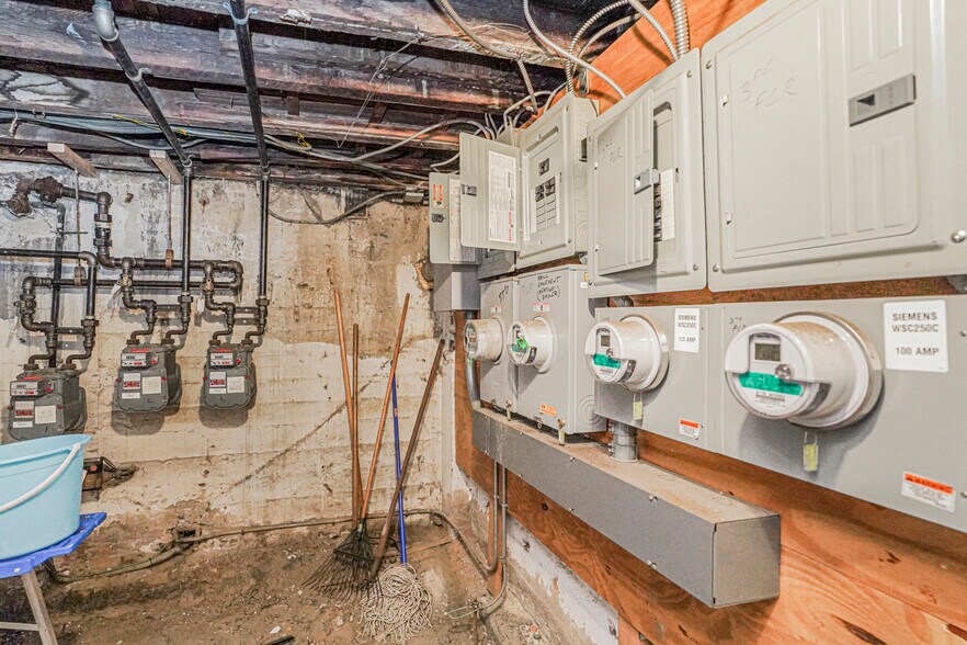 More Photos Of 174 Avenue O, Brooklyn Storefront Retail Residential For Sale