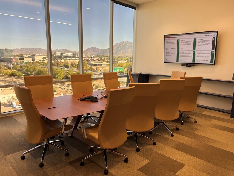 More Photos Of 10355 S Jordan Pky, South Jordan Office For Lease