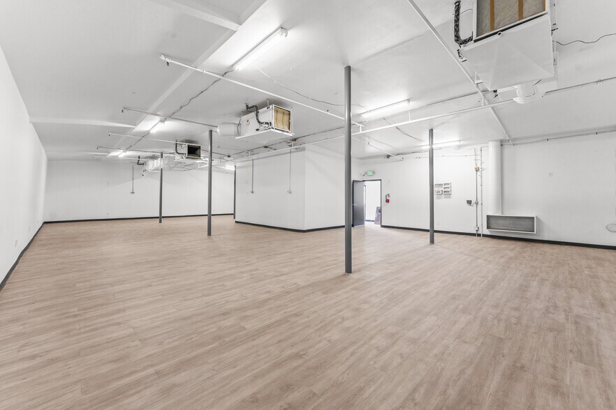 More Photos Of 3535 N Anza Rd, Palm Springs Warehouse For Sale