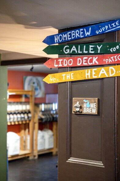 More Photos Of 120 S Park St, Traverse City Restaurant For Sale