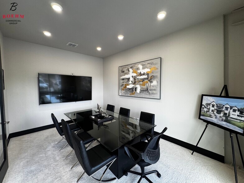 More Photos Of 12 Truss Dr, Boerne Freestanding For Lease