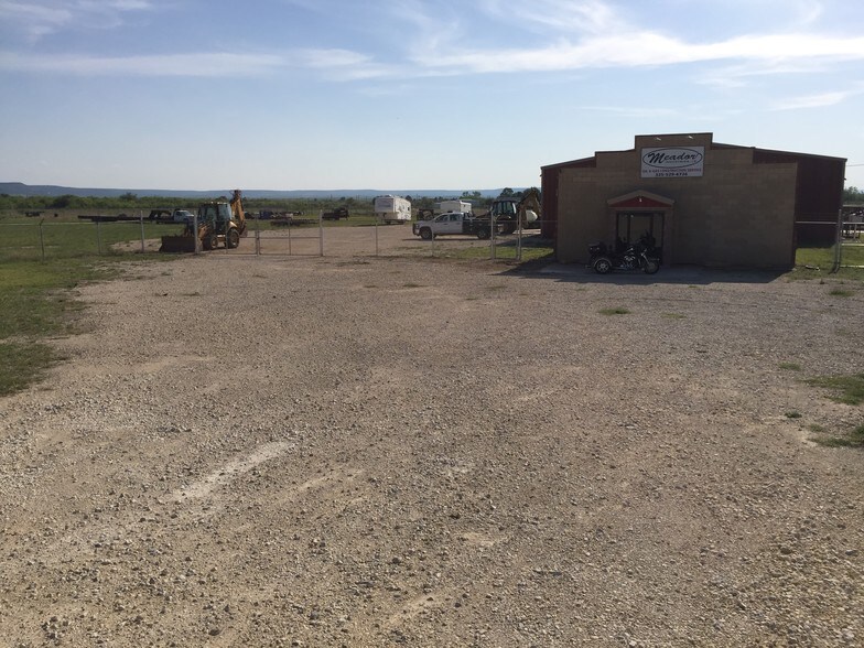 More Photos Of 1902 E State Highway 36, Abilene Industrial For Sale