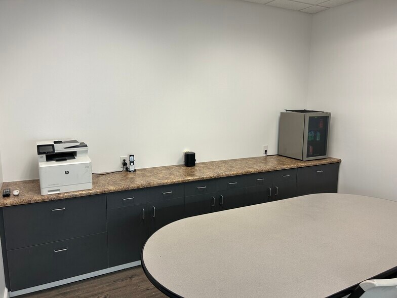 More Photos Of 18205 N 51st Ave, Glendale Office For Lease