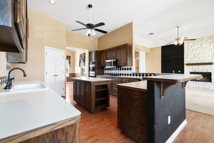 More Photos Of 400 Hyview, Hutto Land For Sale