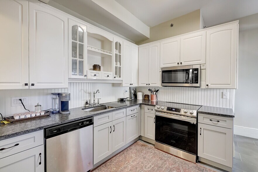 More Photos Of 315 Live Oak Ave, Daytona Beach Apartments For Sale