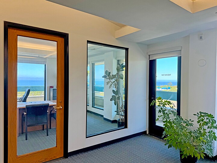 More Photos Of 6185-6187 Carpinteria Ave, Carpinteria Office For Sale