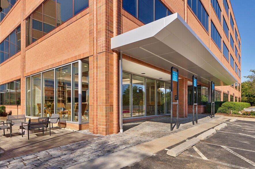More Photos Of 1445-1455 Research Blvd, Rockville Office For Lease