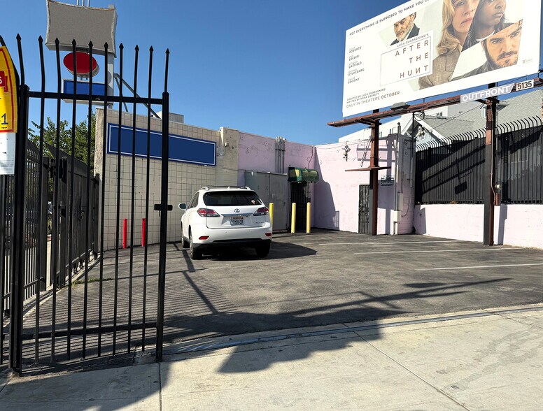 More Photos Of 3651 Beverly Blvd, Los Angeles Storefront For Lease