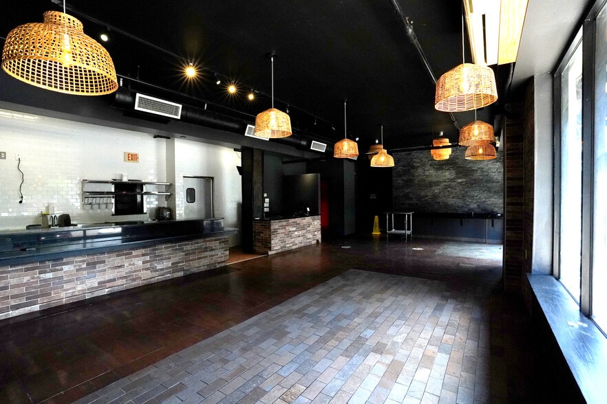 More Photos Of 301 Spring Garden St, Philadelphia Apartments For Lease