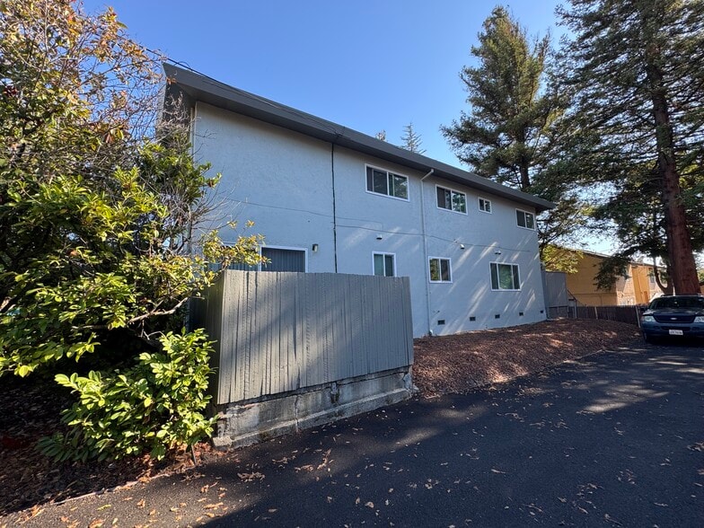 More Photos Of 437 Corte Arango, El Sobrante Apartments For Sale