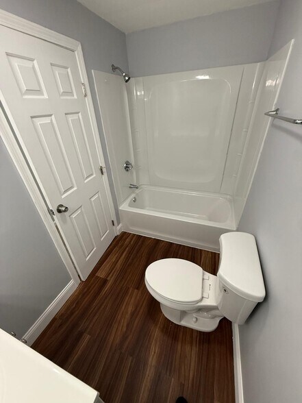 More Photos Of 10-26 Saratoga Ave, Pawtucket Apartments For Sale