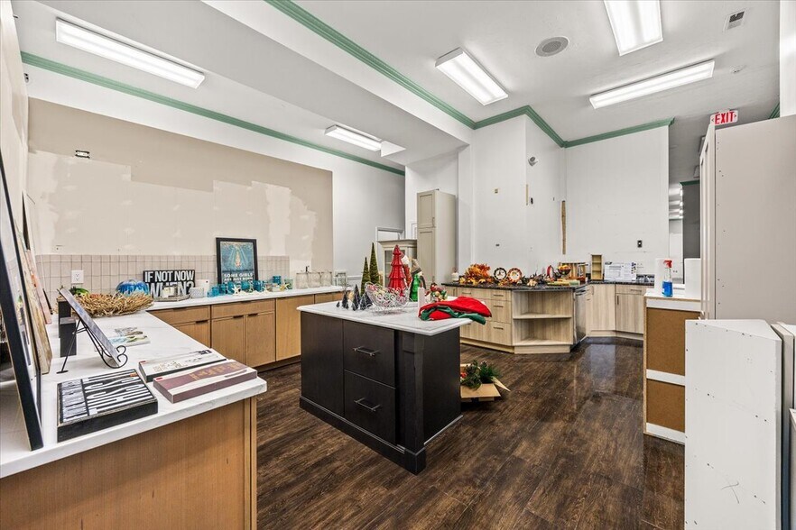 More Photos Of 580 Washington St, Easton Office For Sale