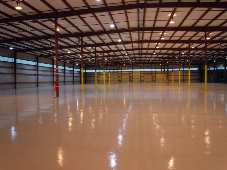 More Photos Of 715 W Pike St, Weslaco Warehouse For Sale
