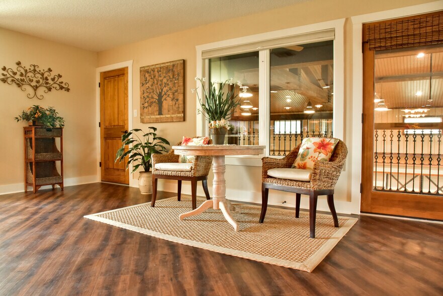 More Photos Of 13038 County Rd 39, Lithia Horse Stables For Sale