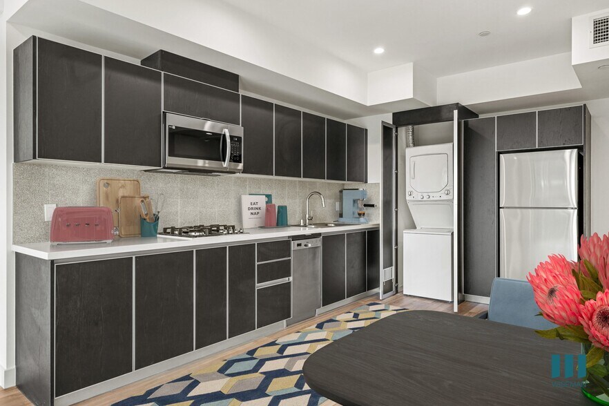More Photos Of 951 Ogden Ave, Los Angeles Apartments For Lease