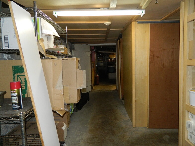 More Photos Of 304 Hawley Ave, Syracuse Restaurant For Lease