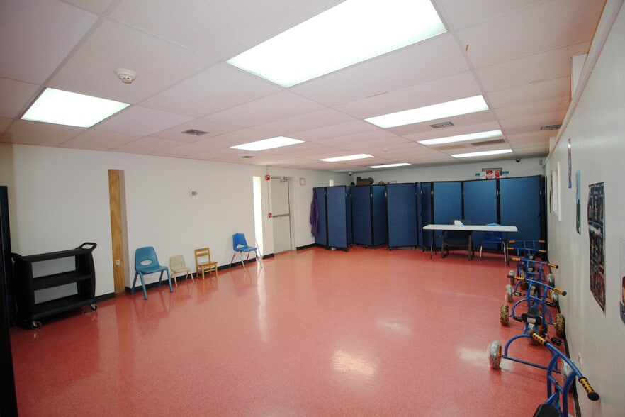 More Photos Of 3716 Reveille St, Houston Daycare Center For Sale